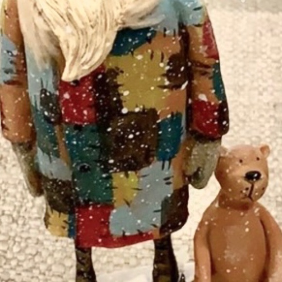 ISO I am Looking to buy this Figurine Jolly Santa by Laura Bence - Picture 4 of 5
